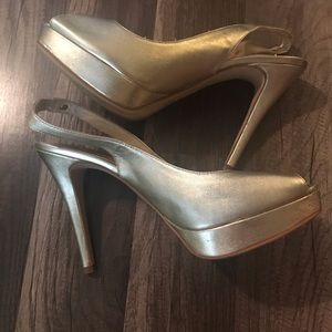 MICHAEL Michael KORS peep toe sling back